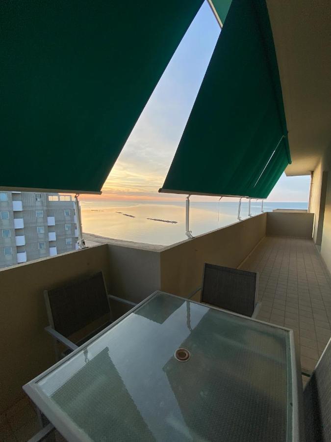 Tramonto In Baia Apartment Pesaro Exterior photo